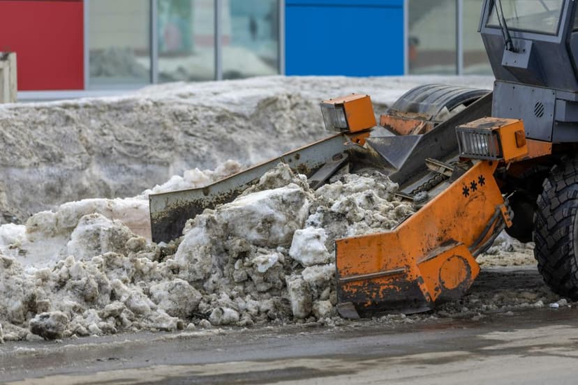 Winter Snow Removal Tips for Commercial Properties: A Complete Maintenance Guide