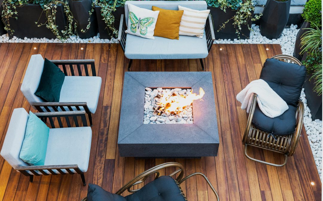 Matching Your Deck Design to Your Hardscaping: A Cohesive Outdoor Living Guide